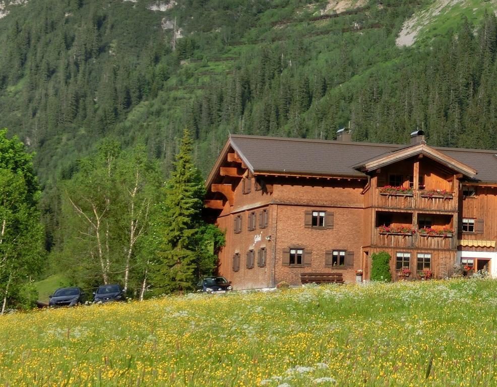 Appartement Haus Gstueat à Lech Extérieur photo