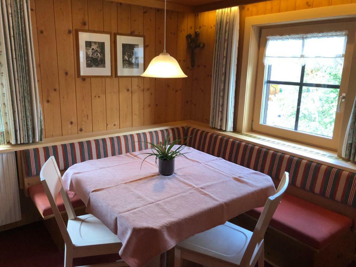 Appartement Haus Gstueat à Lech Extérieur photo